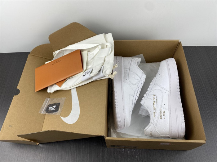 LV x AIR FORCE 1 LD0212