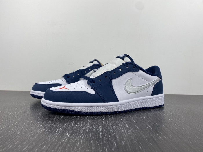 Jordan 1 Low SB Midnight Navy CJ7891-400