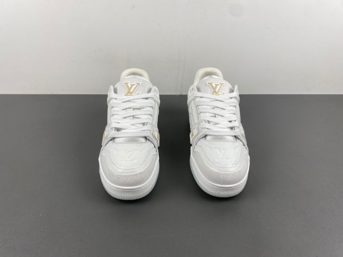 LV TRAINER SNEAKER