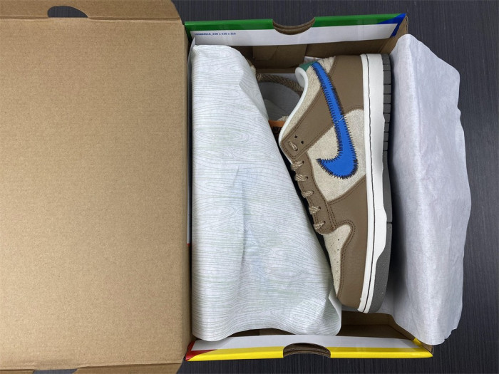 size? x Nike Dunk Low DO6712-200