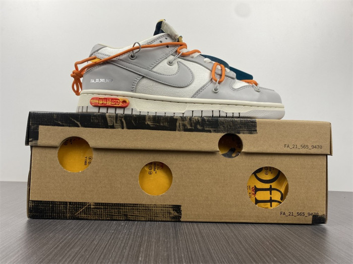 Off-White x Dunk Low