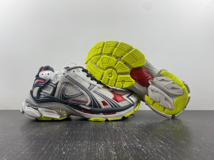 BLCG RUNNER SNEAKER 772774 W3RNY 0509
