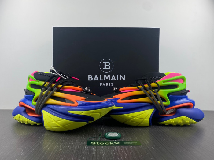 BALMAIN LEATHER UNICORN LOW-TOP SNEAKER