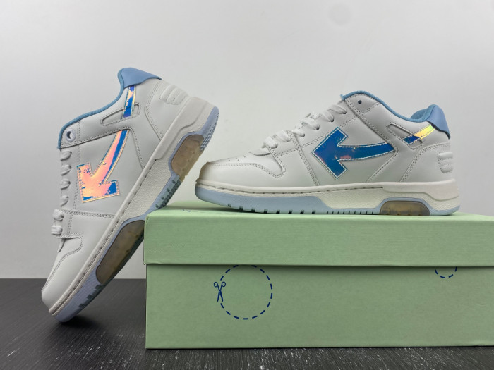 OFF-WHITE SNEAKER