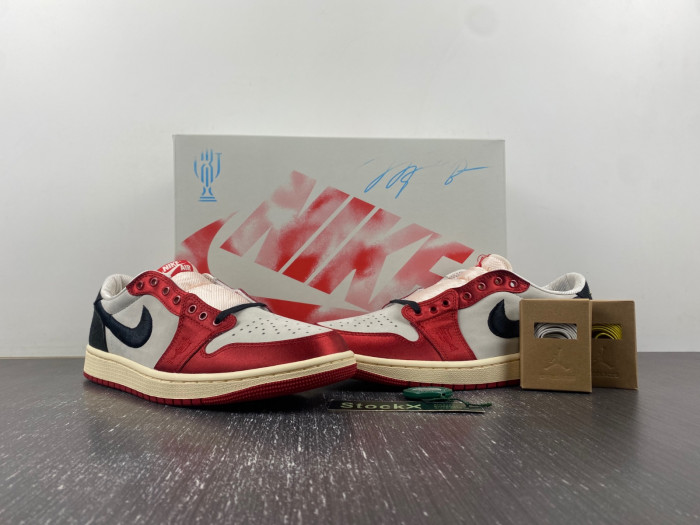 Trophy Room x Air Jordan 1 Low OG “Away” FN0432-100