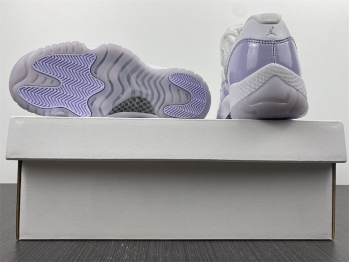 Air Jordan 11 Low WMNS “Pure Violet” AH7860-101