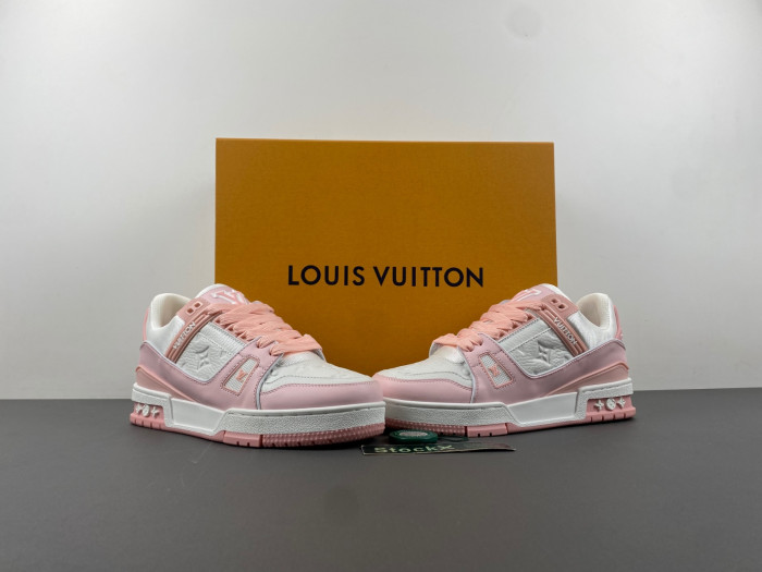 LV TRAINER SNEAKER
