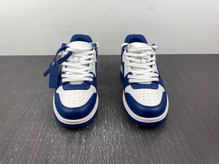OFF-WHITE SNEAKER