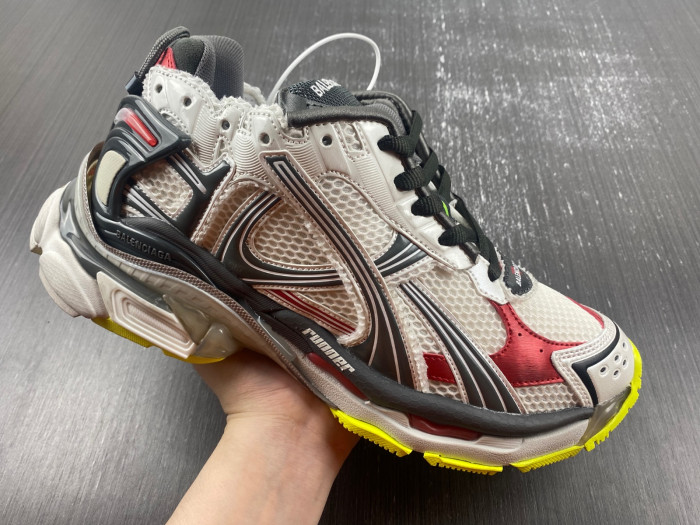 BLCG RUNNER SNEAKER 772774 W3RNY 0509