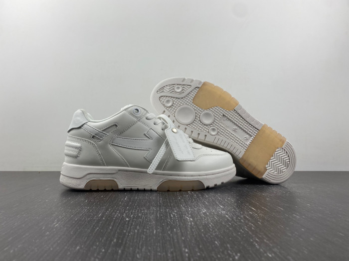 OFF-WHITE SNEAKER