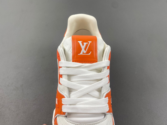 LV TRAINER SNEAKER