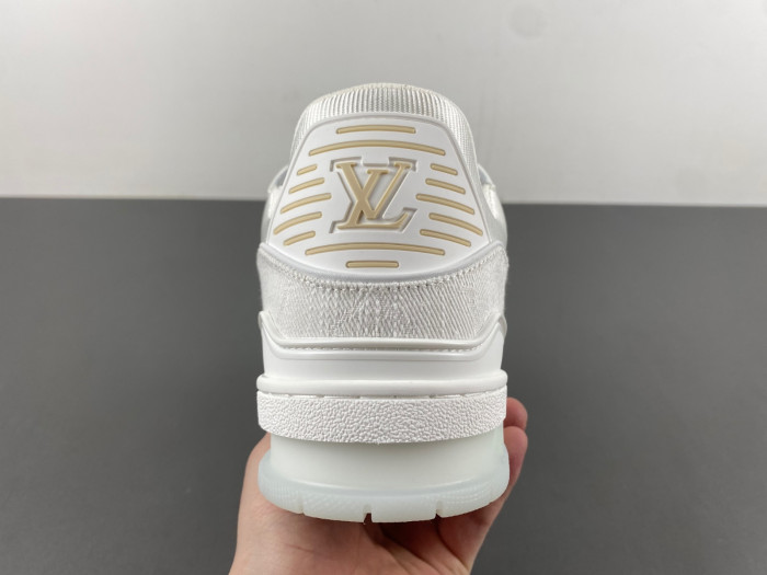 LV TRAINER SNEAKER