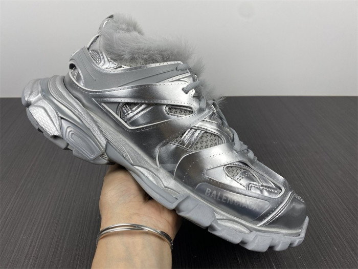 BLCG TRACK SNEAKER 668556 W3FS2 8181