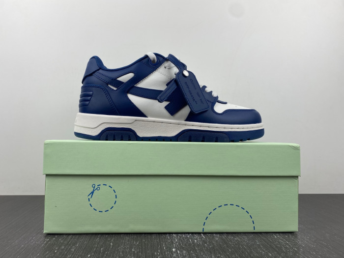 OFF-WHITE SNEAKER