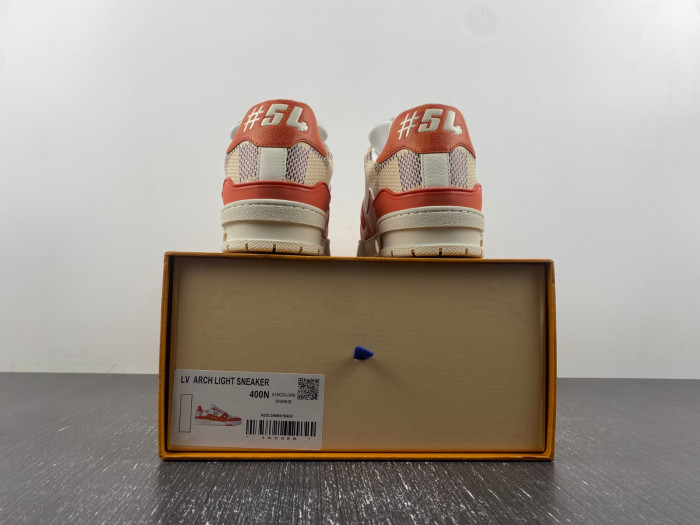 LV TRAINER SNEAKER