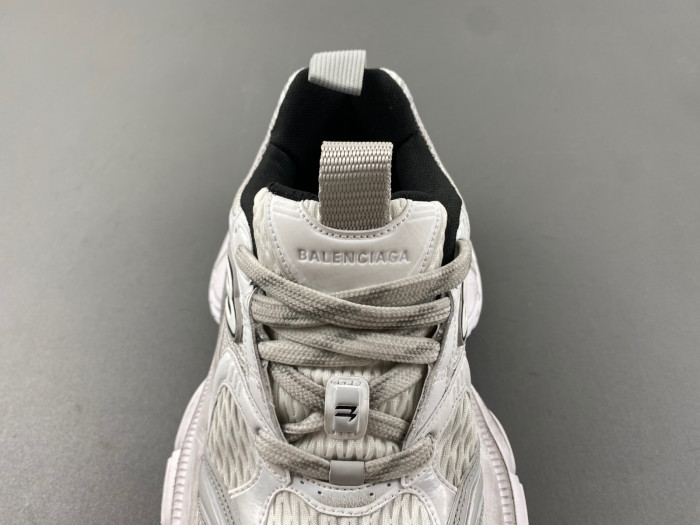 BLCG CARGO SNEAKER 784342 W2MVZ 9110