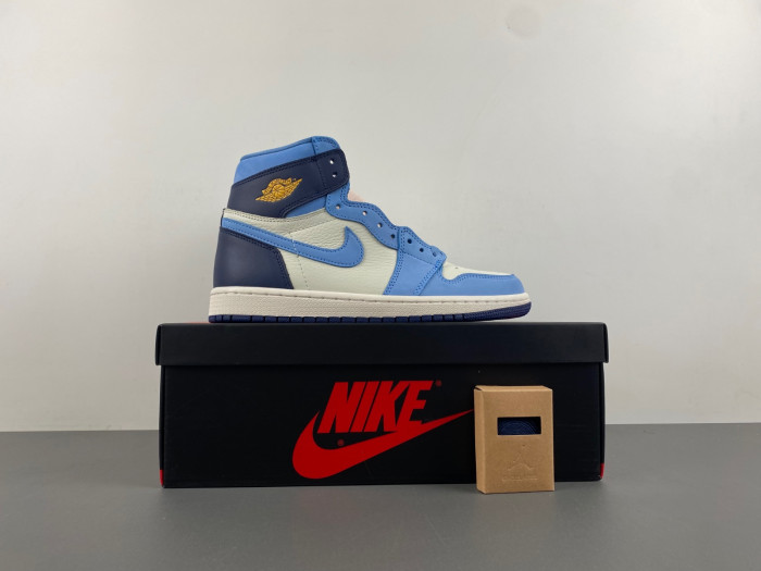 Air Jordan 1 High OG WMNS “First in Flight” FD2596-400