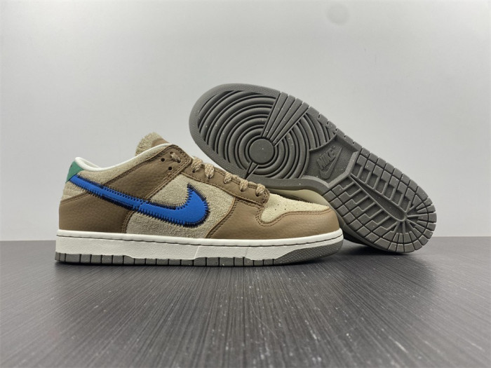 size? x Nike Dunk Low DO6712-200