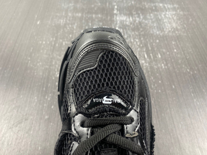 BLCG RUNNER SNEAKER 772767 W3RNY 0135