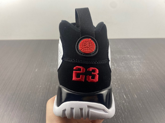 Air Jordan 9 OG “Space Jam” 302370-112