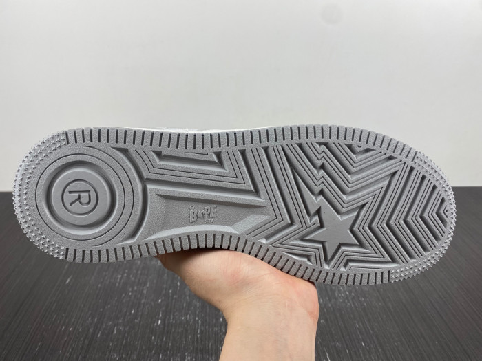 B*PE SNEAKER