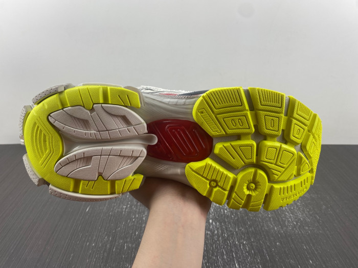 BLCG RUNNER SNEAKER 772774 W3RNY 0509