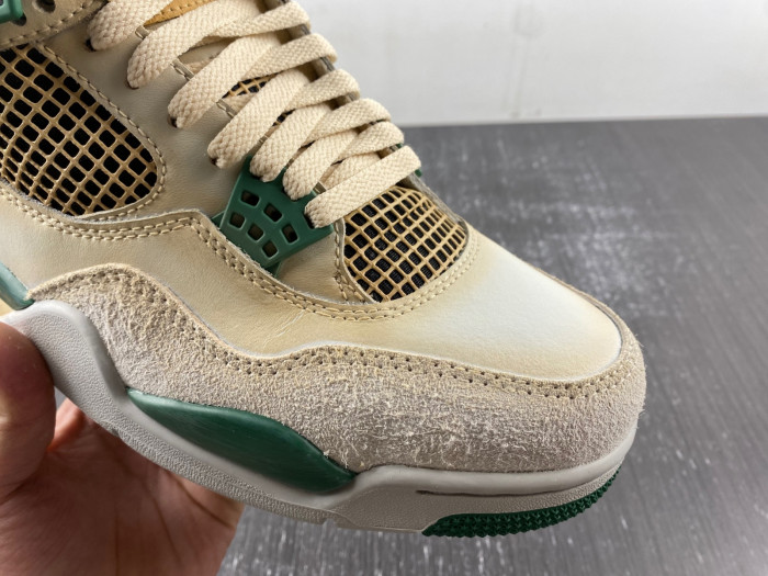 AIR JORDAN 4 "DRAGON YEAR" CUSTOM DC7770-106