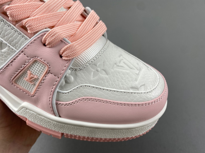 LV TRAINER SNEAKER