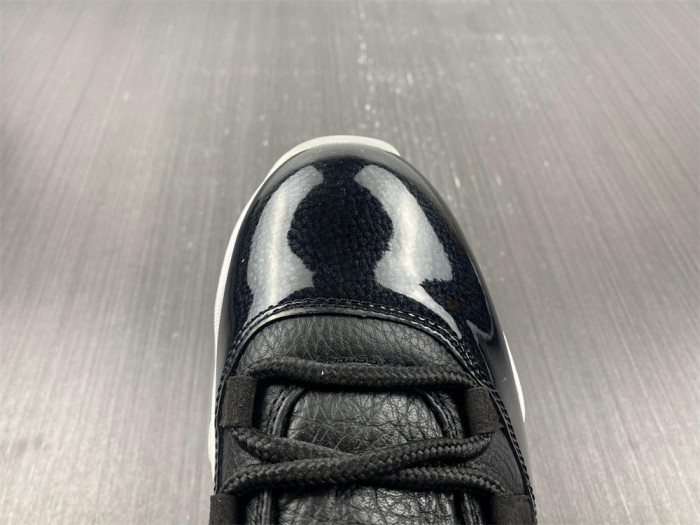 Air Jordan 11 Retro Low 72-10 AV2187-001