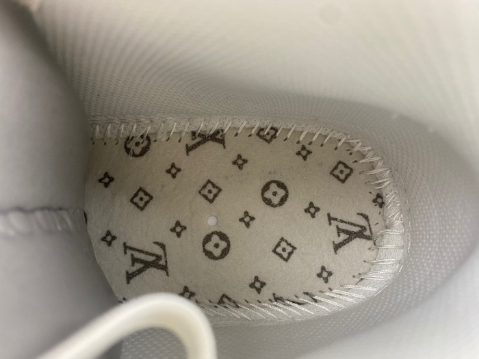 l**is V*t*n nike air force 1 mid by virgil abloh graffiti
