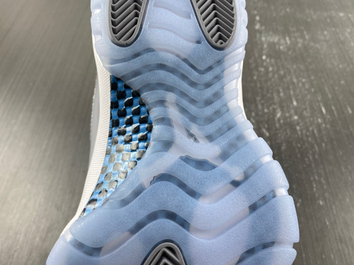 Air Jordan 11 Low “Cement Grey” AV2187-140