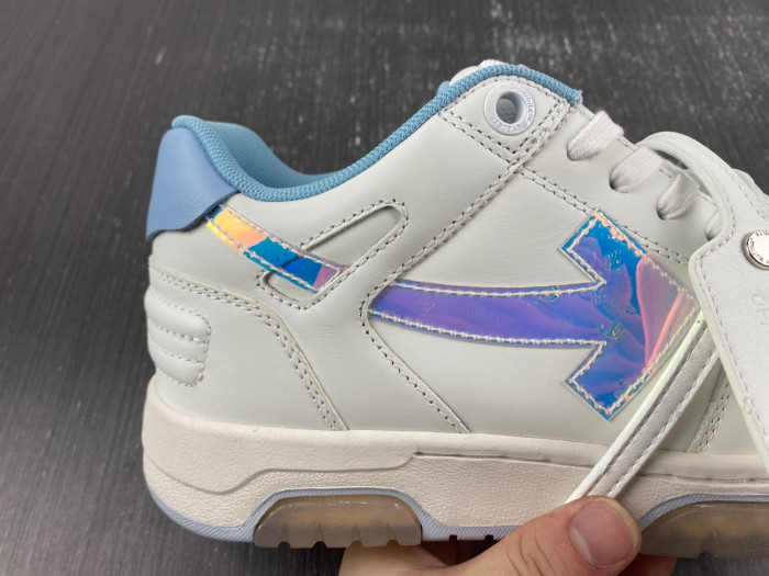 OFF-WHITE SNEAKER