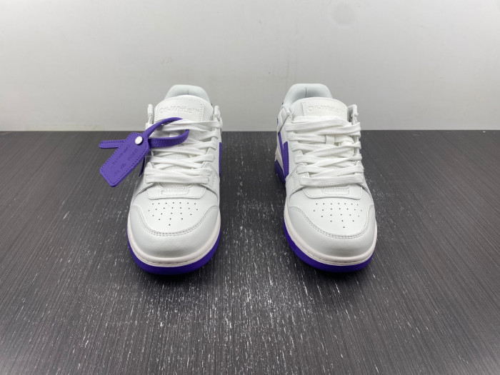 OFF-WHITE SNEAKER