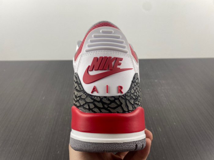 Air Jordan 3 OG “Fire Red” DN3707-160