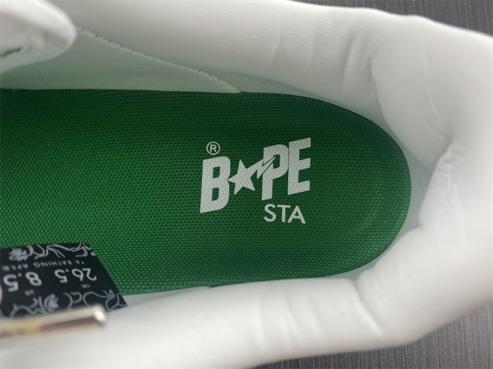 B*PE SNEAKER