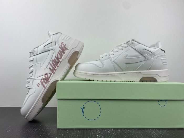 OFF-WHITE SNEAKER