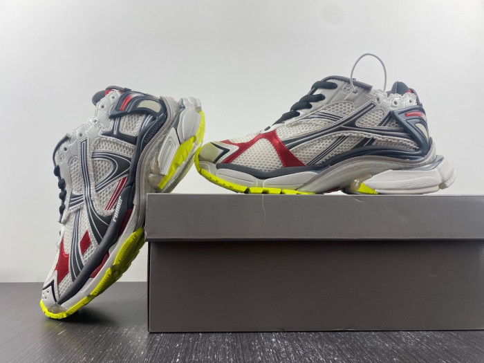 BLCG RUNNER SNEAKER 772774 W3RNY 0509