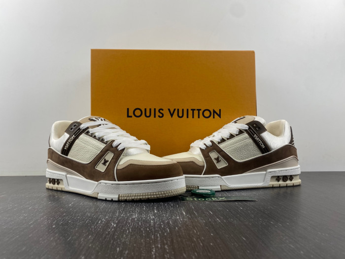 LV TRAINER SNEAKER