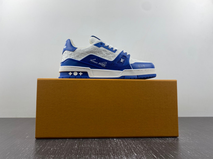 LV TRAINER SNEAKER