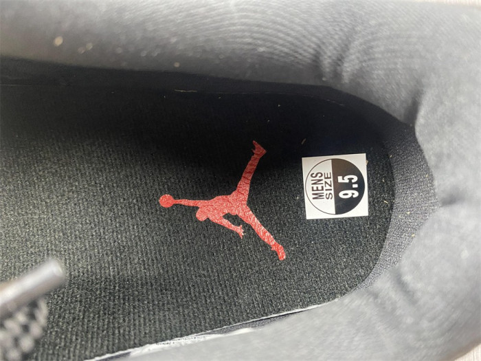 Air Jordan 11 Retro Low 72-10 AV2187-001