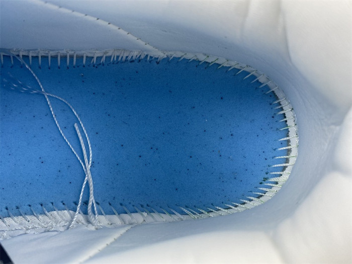 B*PE SNEAKER