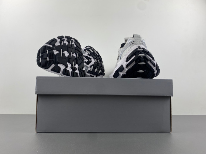 BLCG CARGO SNEAKER 784342 W2MVZ 9110