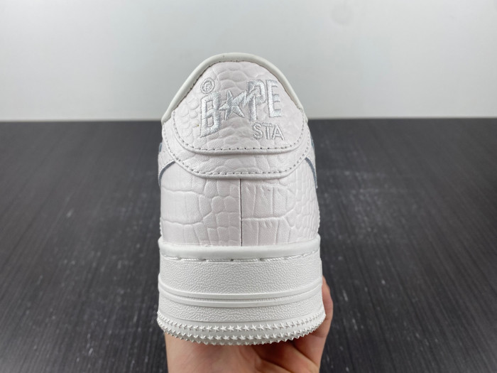 B*PE SNEAKER