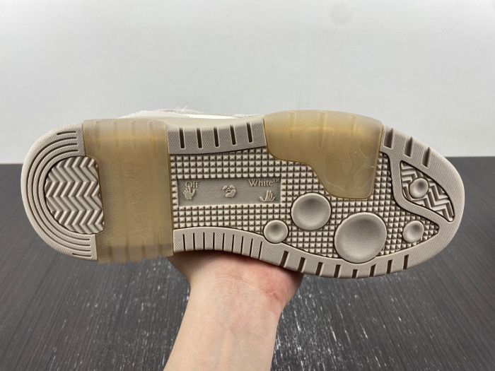 OFF-WHITE SNEAKER