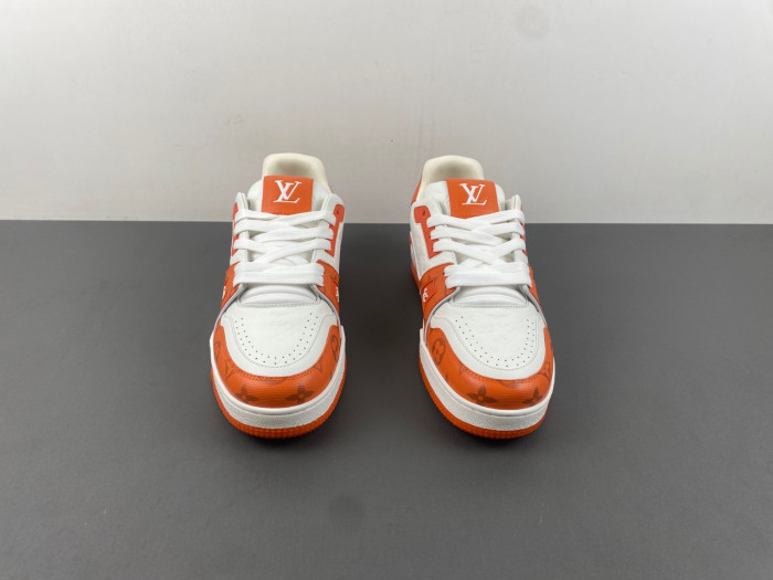 LV TRAINER SNEAKER