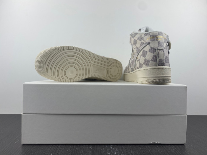 l**is V*t*n nike air force 1 mid by virgil abloh graffiti