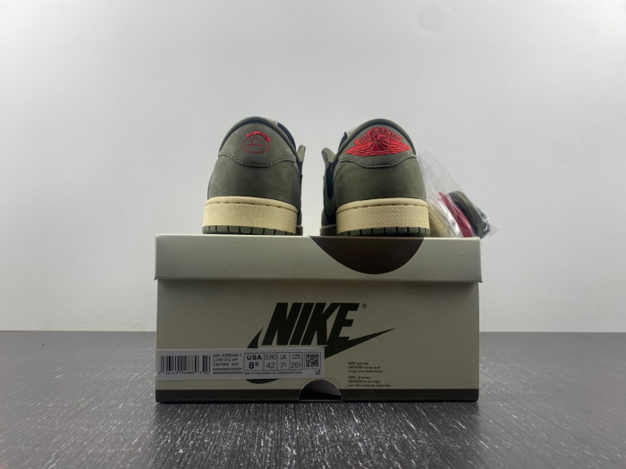 TRAVIS SCOTT X AIR JORDAN 1 LOW OG SP 