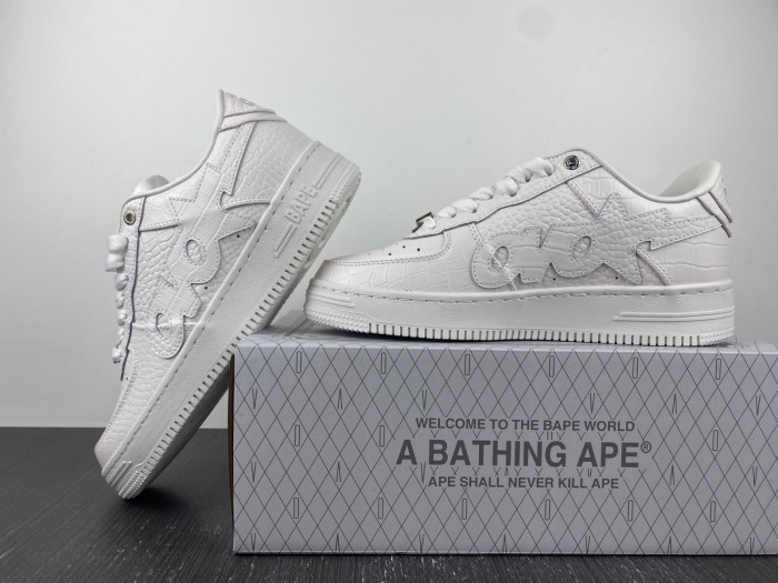 B*PE SNEAKER