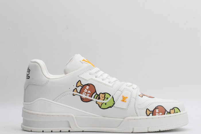 LV TRAINER SNEAKER LOW