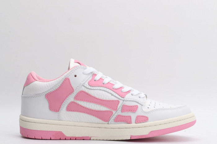 AR1M1 Low-Top Sneaker